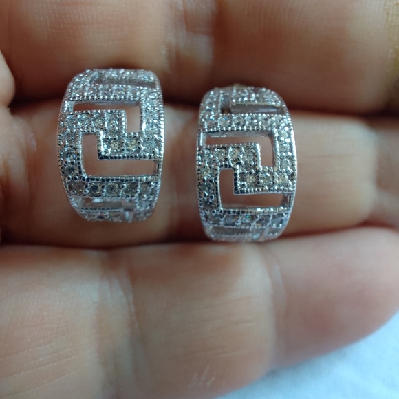 Tocara Sterling Silver Set - Picture 5 of 12